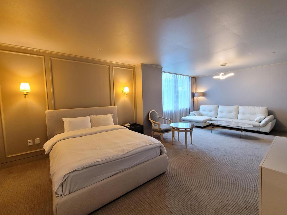 Queenvell Hotel Daegu Exterior photo